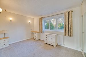 Bedroom- click for photo gallery